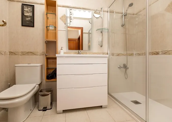 Céntrico Con Vistas A La Ría! Garaje, Ideal 2-4 *