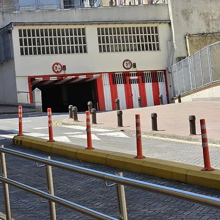 Centrico Con Vistas A La Ria! Garaje, Ideal 2-4