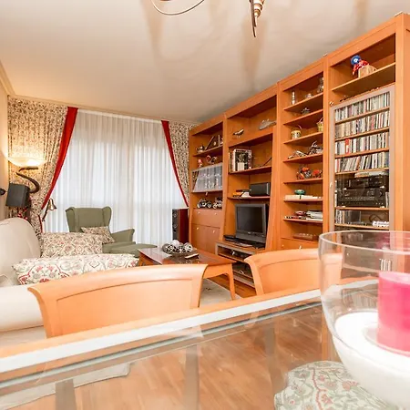 Apartament Centrico Con Vistas A La Ria! Garaje, Ideal 2-4 Bilbao