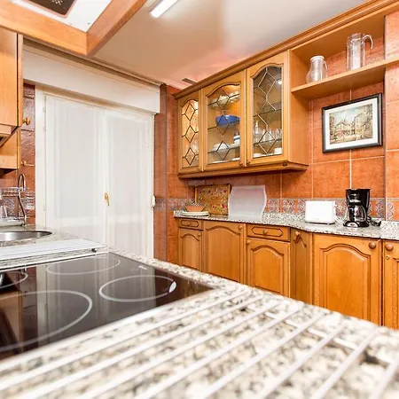 Apartament Centrico Con Vistas A La Ria! Garaje, Ideal 2-4