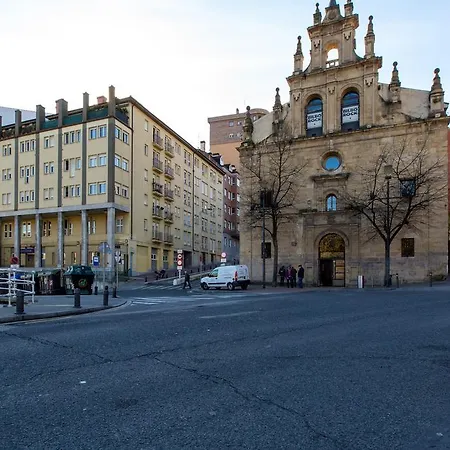 Centrico Con Vistas A La Ria! Garaje, Ideal 2-4 Бильбао