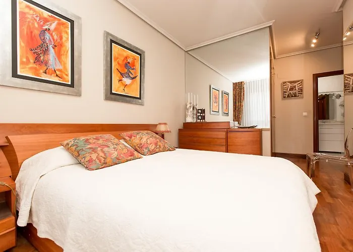 Centrico Con Vistas A La Ria! Garaje, Ideal 2-4