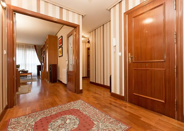 Centrico Con Vistas A La Ria! Garaje, Ideal 2-4 * Bilbao