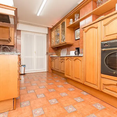Apartamento Centrico Con Vistas A La Ria! Garaje, Ideal 2-4 Bilbao
